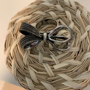 Vintage Bow ring